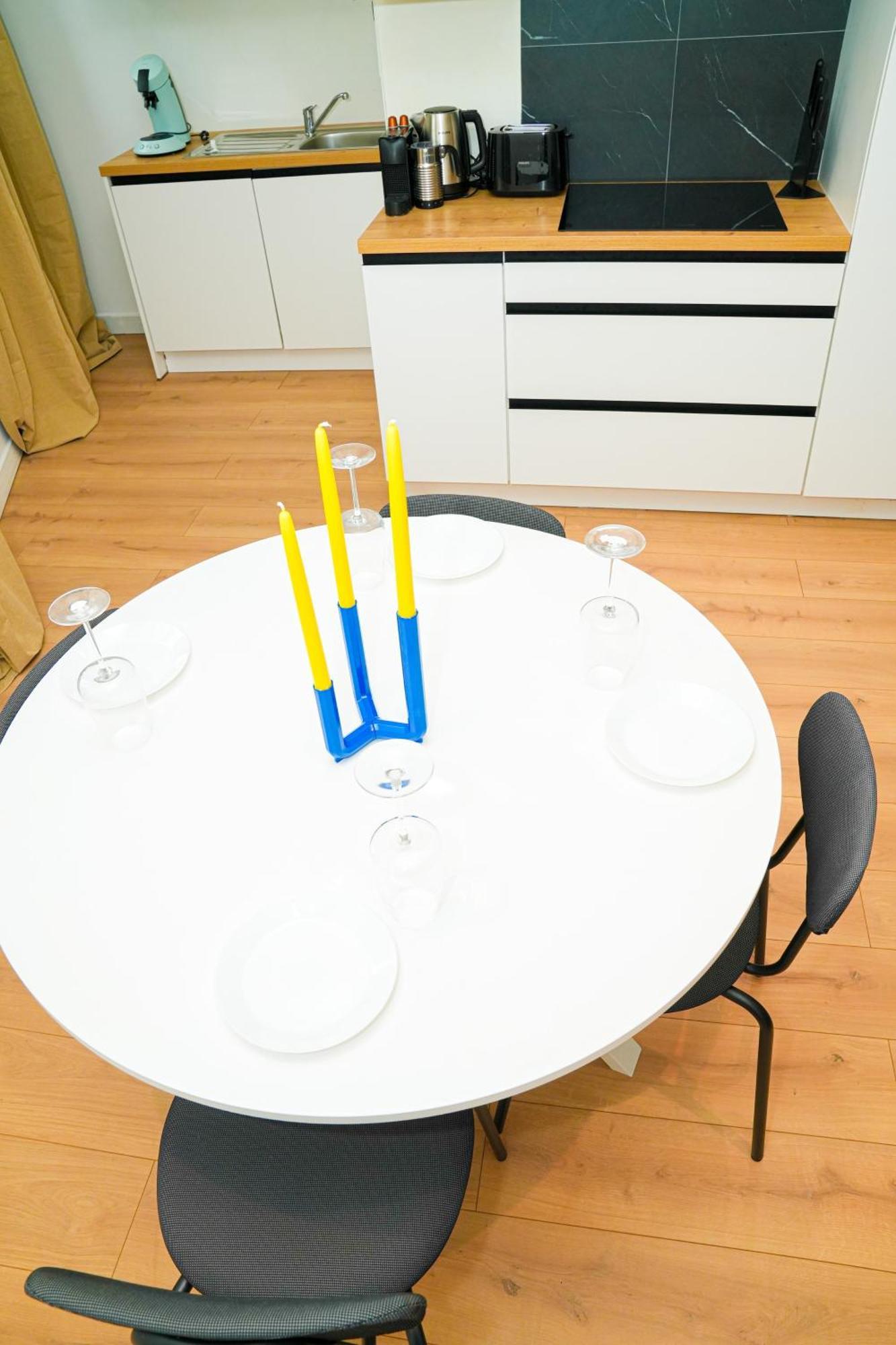 Apartamento Lovely 1br & 1lr For 4p, Only 15 Min Walk To Center *