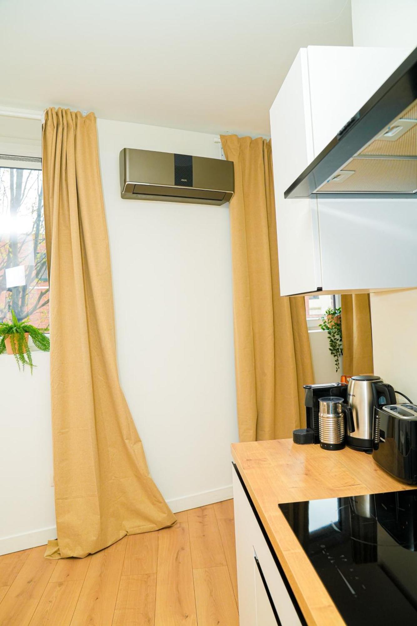Apartamento Lovely 1br & 1lr For 4p, Only 15 Min Walk To Center Gante