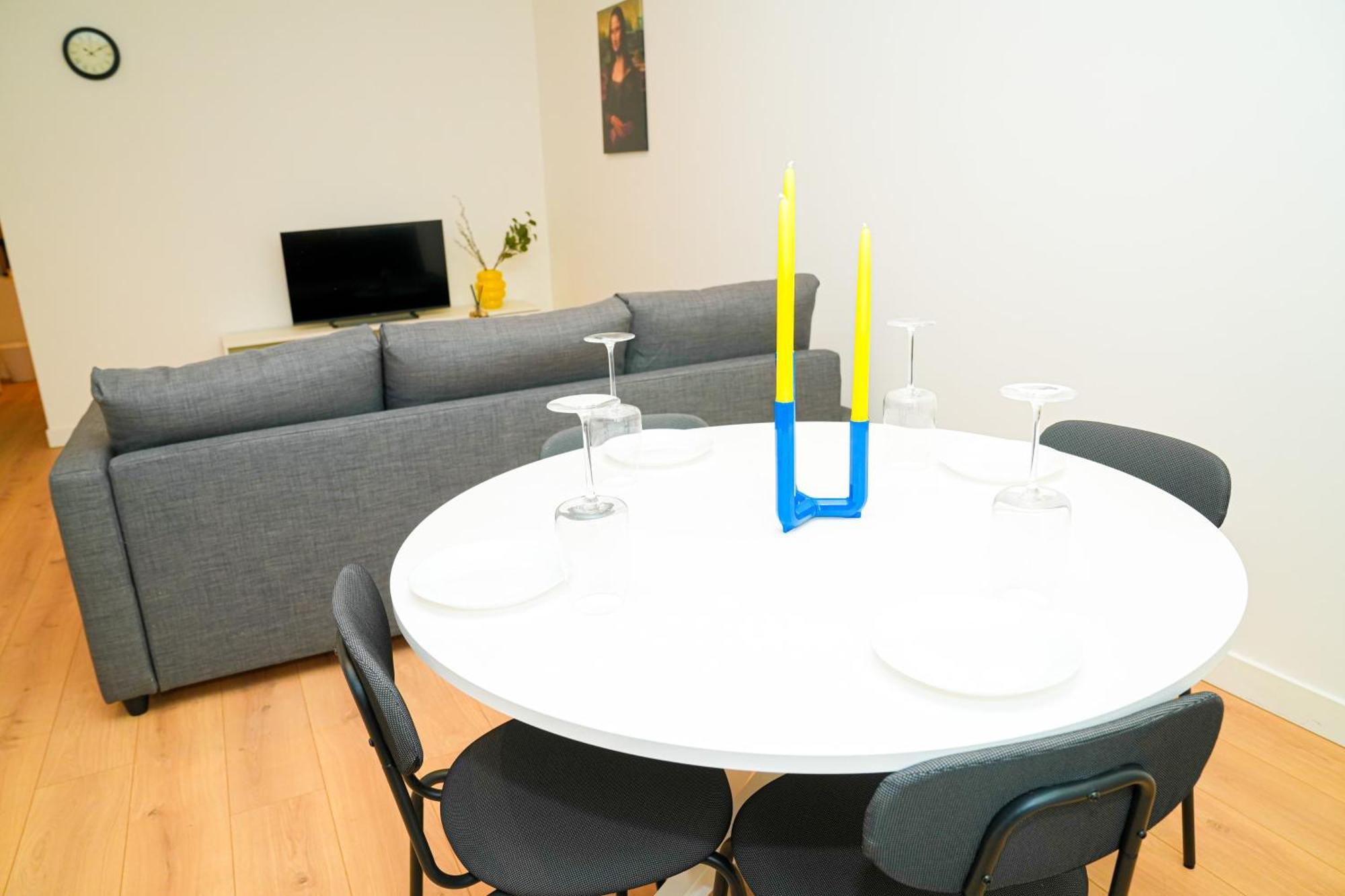 Lovely 1br & 1lr For 4p, Only 15 Min Walk To Center Gante